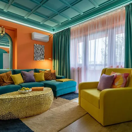 Apartment Wes Anderson In Bucharest