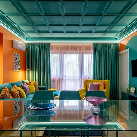 Wes Anderson In Apartment Bucharest