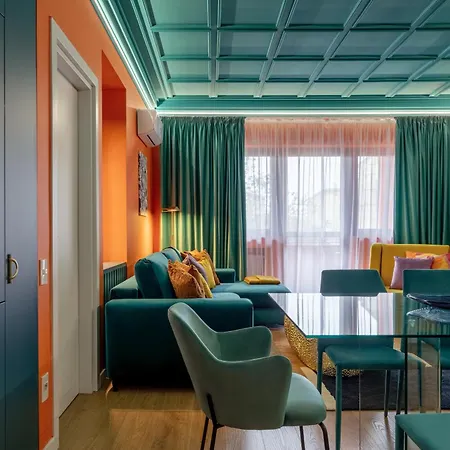 Wes Anderson In Apartment Bucharest