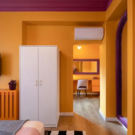 Apartment Wes Anderson In
