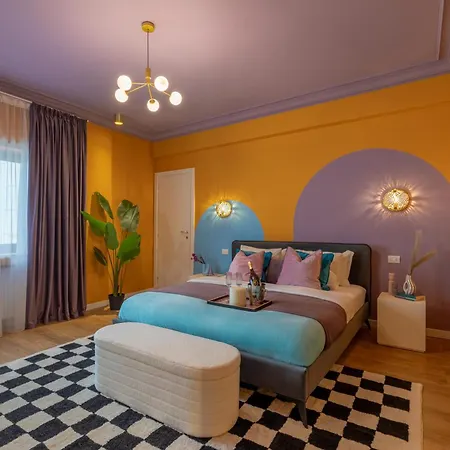 Apartment Wes Anderson In