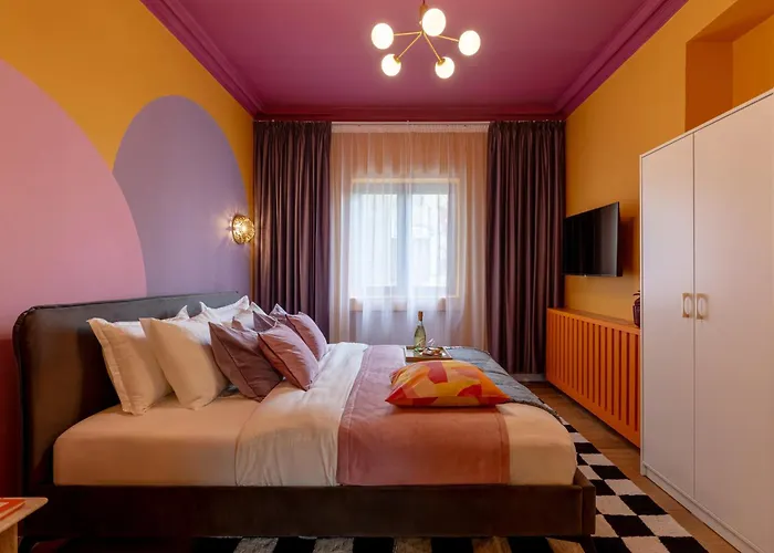 Wes Anderson In Appartement Bucarest